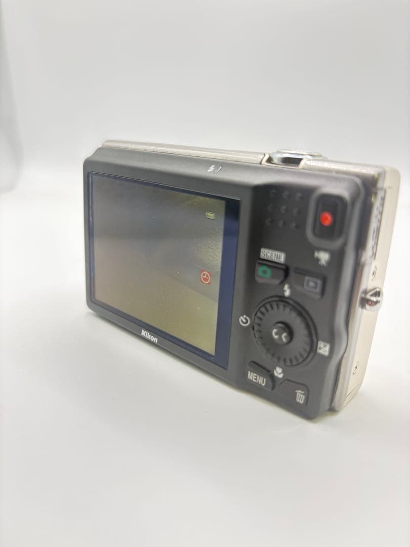 Nikon COOLPIX S6200 コンデジ