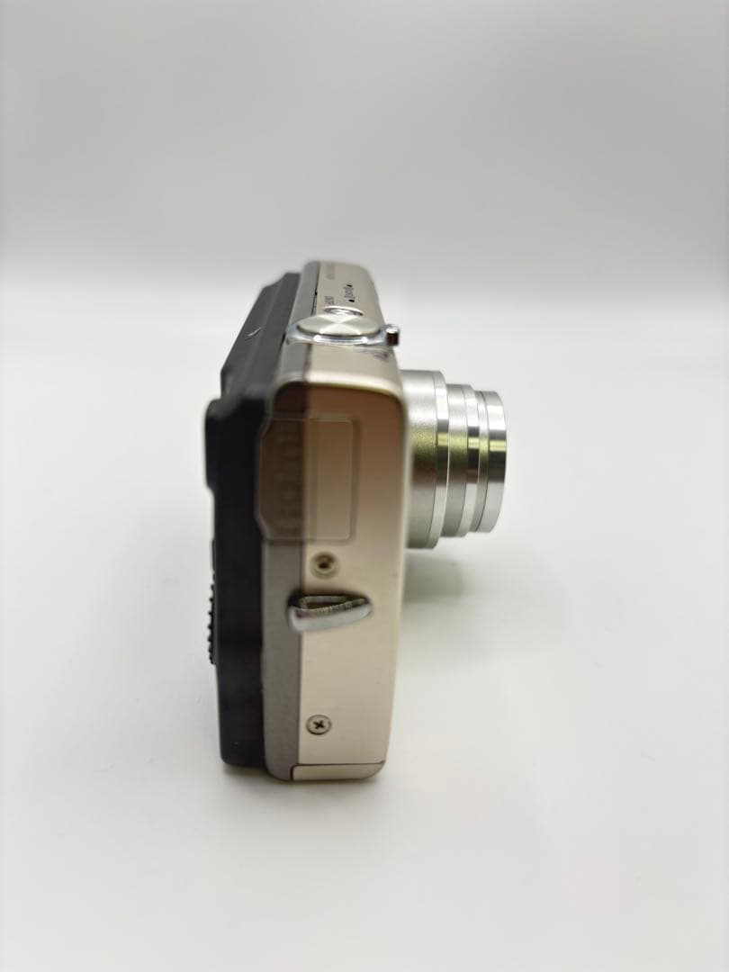 Nikon COOLPIX S6200 コンデジ