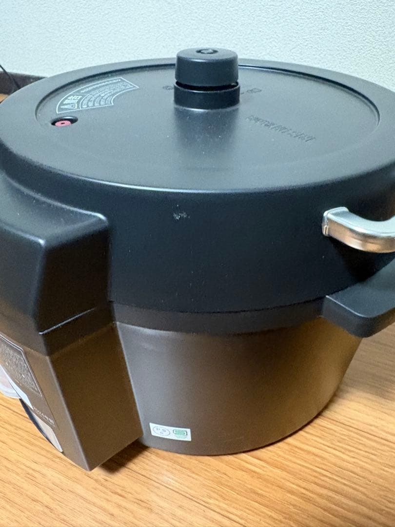 24年　アイリス　電気圧力鍋 PMPC-MA4-B