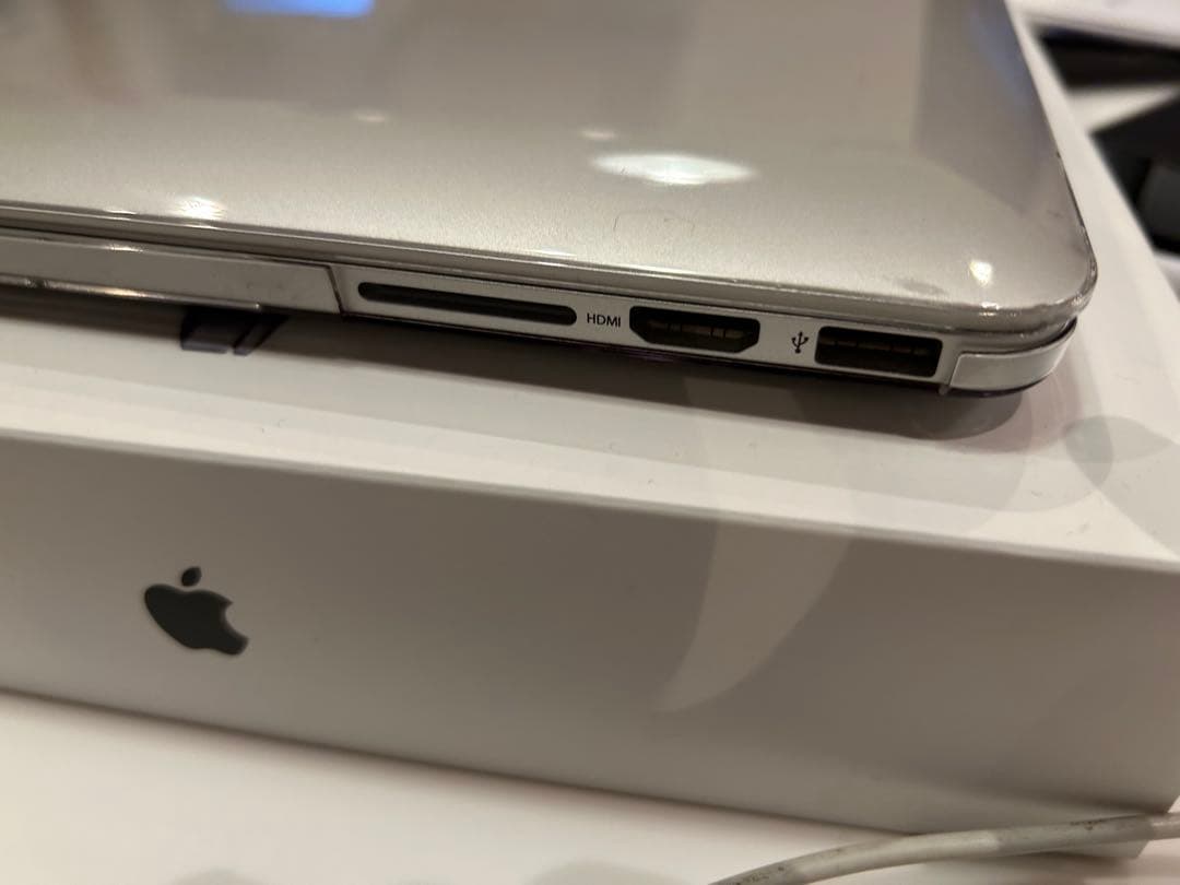 【箱あり】MacBookPro13インチ2015 EARLY充電器付き　初期化済