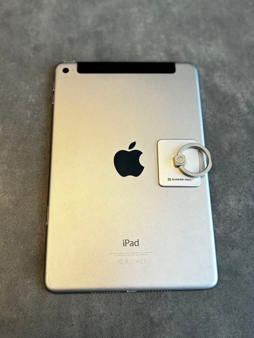iPad mini 32GB Wi-Fi ＋ Cellularおまけ付き