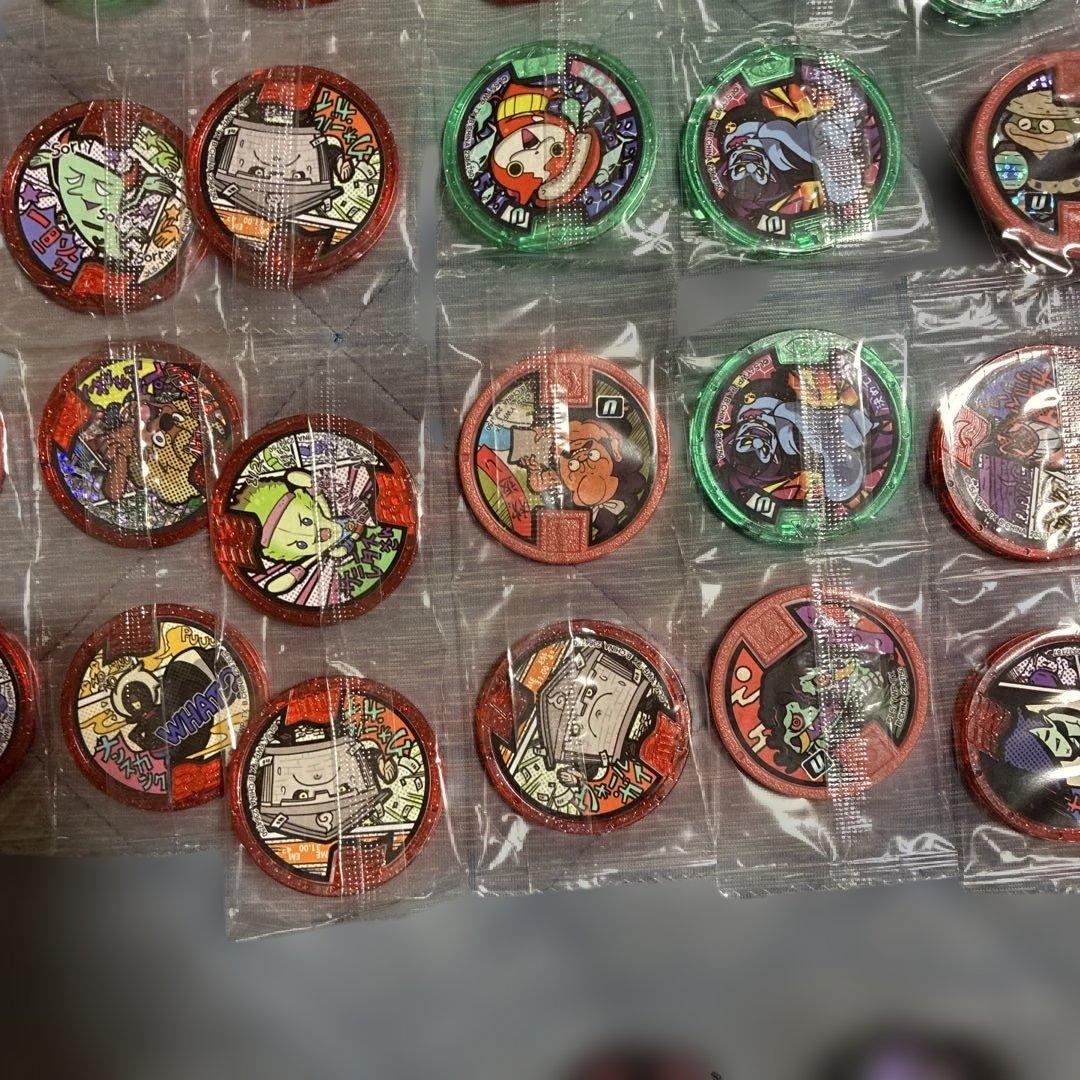 翔*様 妖怪メダル　大量　鬼太郎　エンマ　トレジャー　まとめ売り　うたメダル　ト