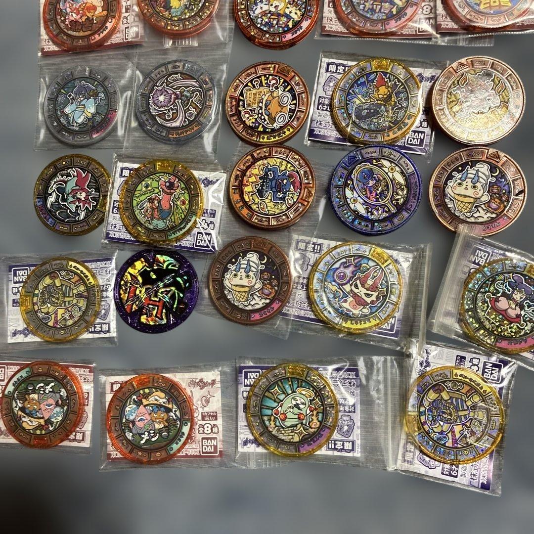 翔*様 妖怪メダル　大量　鬼太郎　エンマ　トレジャー　まとめ売り　うたメダル　ト