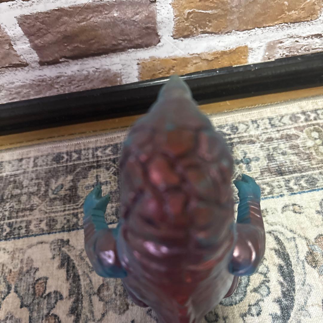 怪獣フィギュア ザラガス　ソフビ