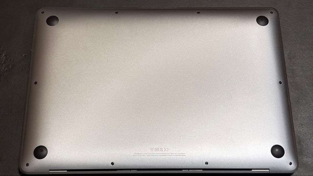 【美品】MacBook Air M1 2020 256GB 箱・純正充電器付き