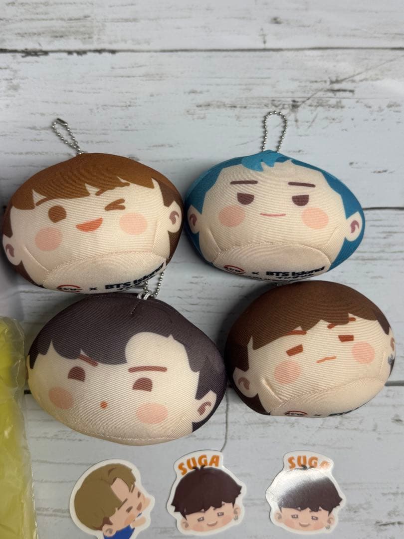 BTS スシローコラボ　カップ　お手玉　ステッカー　ミニアクスタ　ピッグ　セット