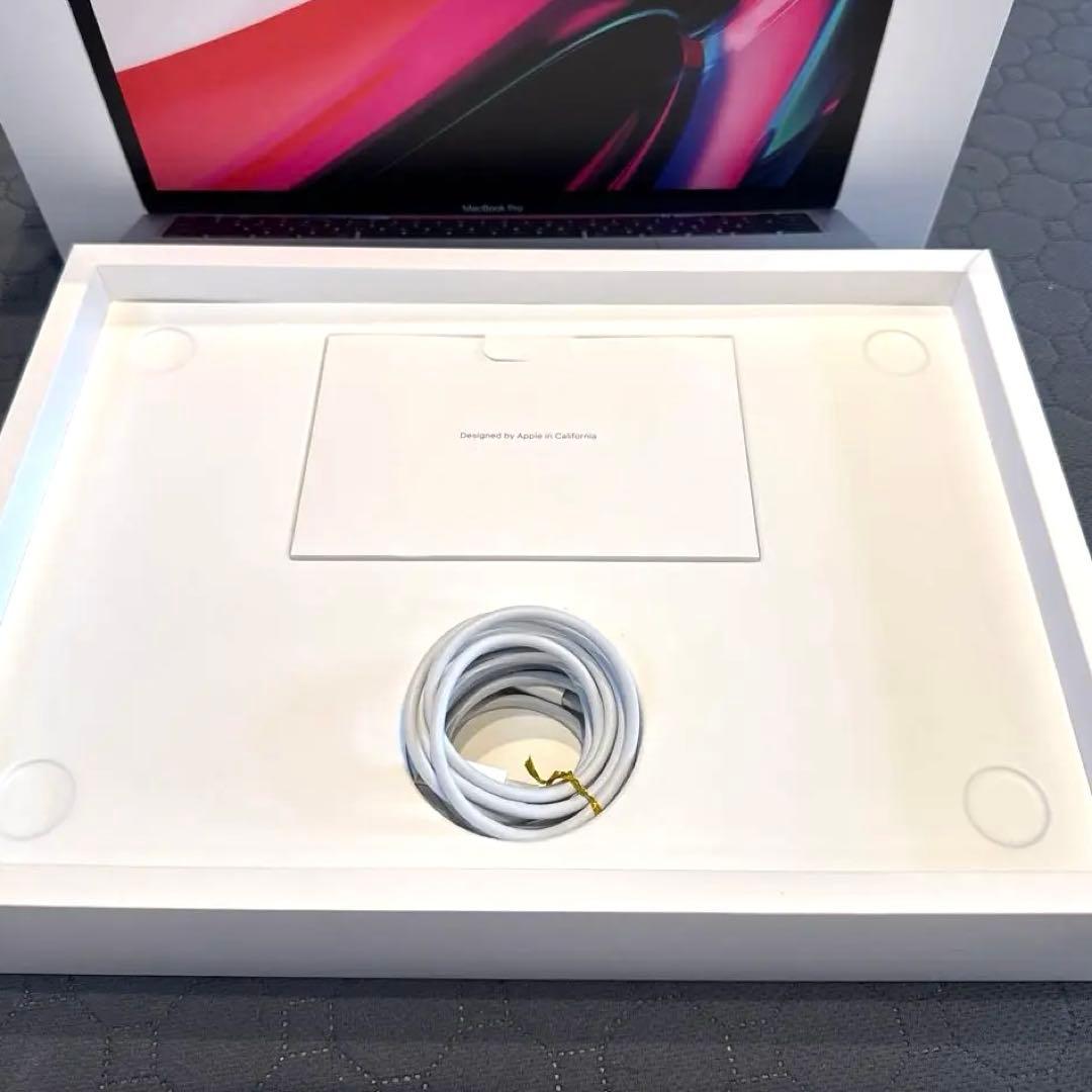 MacBook Pro 13インチ M1 8GB/256GB