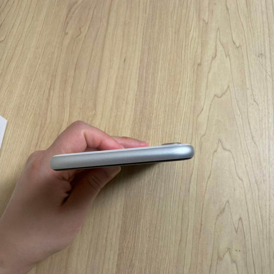 iPhone SE 第2世代 ホワイト 64GB