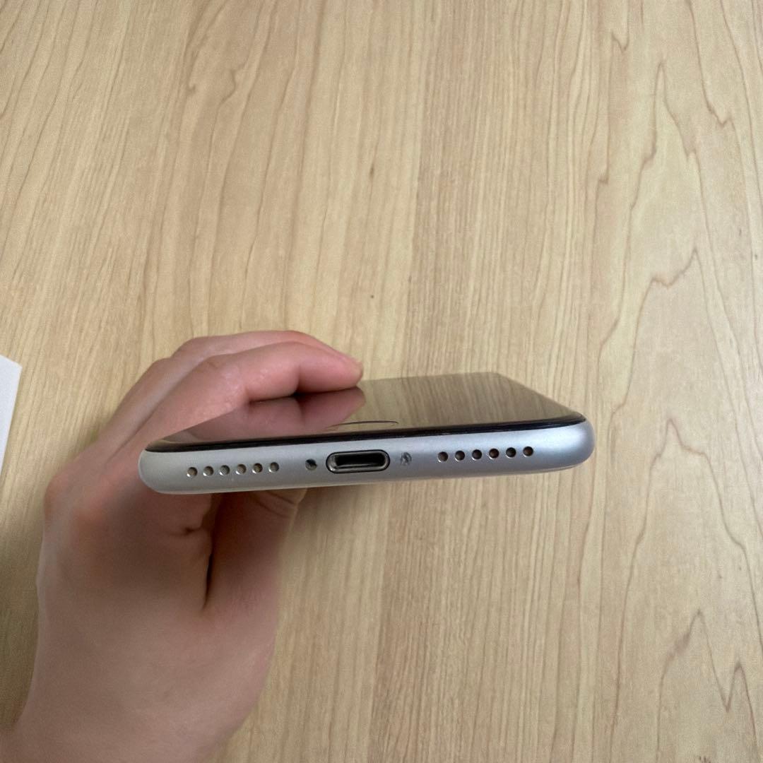 iPhone SE 第2世代 ホワイト 64GB