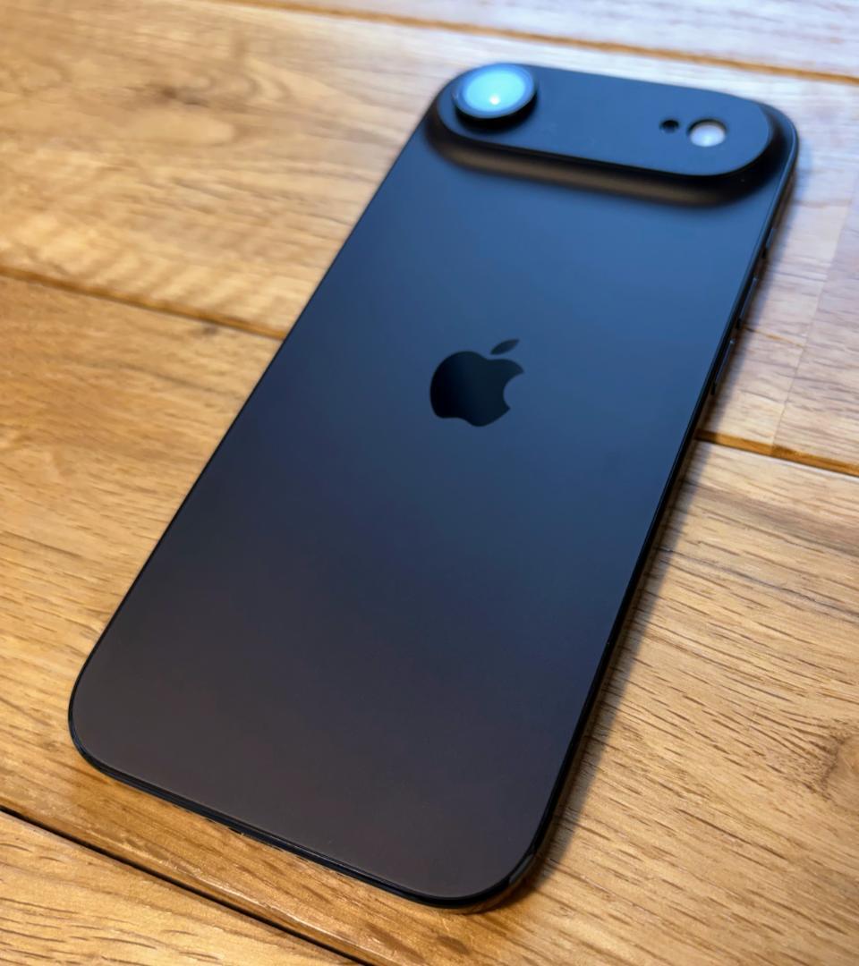 iPhone Air 256GB 黒 バッテリー100% 極美品 1万円分特典付