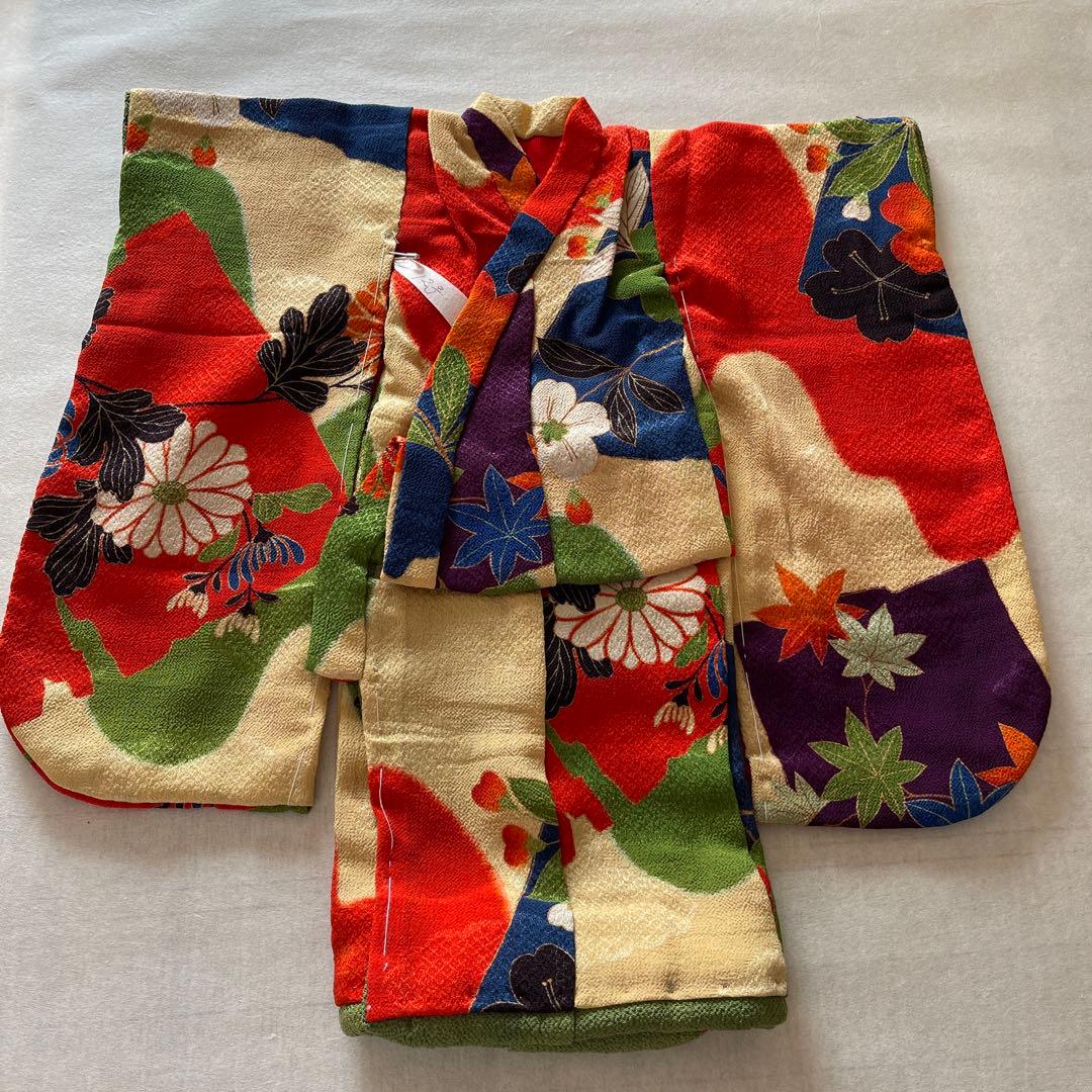 07051 人形の着物　古布　紋縮緬　12号