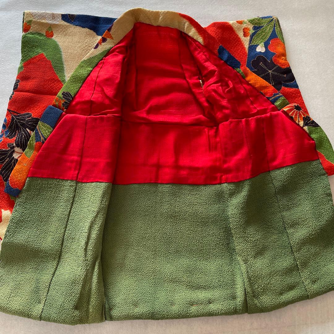 07051 人形の着物　古布　紋縮緬　12号