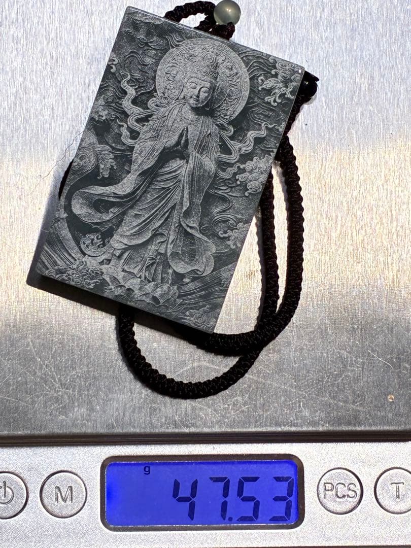 天然石翡翠ペンダント　仏教至宝「普渡衆生」観音菩薩　極細工彫刻ヒスイペンダント