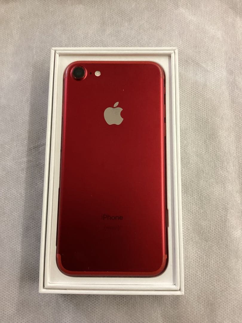 Apple iPhone 7 本体 レッド