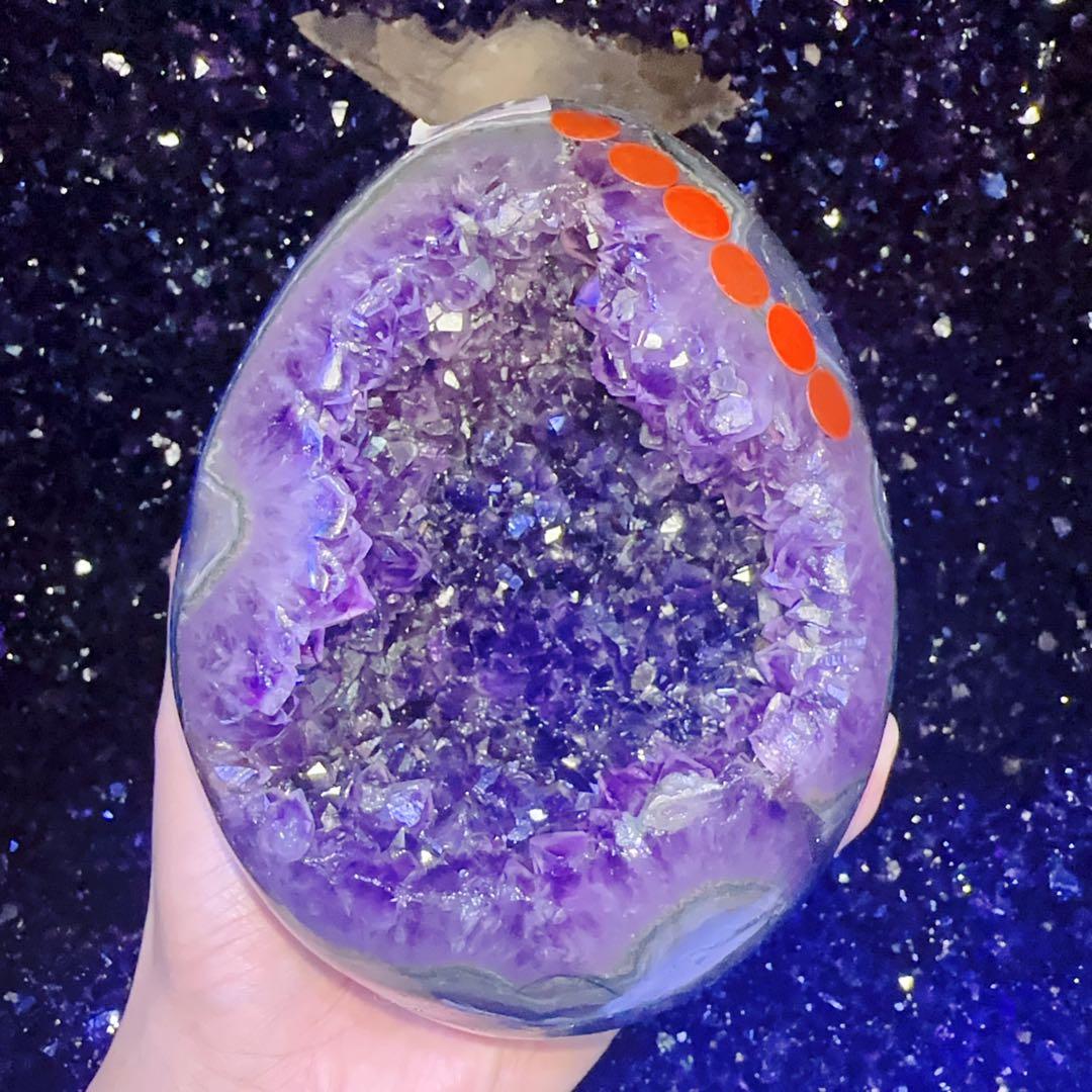 ウルグアイ産❣️天然石アメジストの卵形　置物D.475