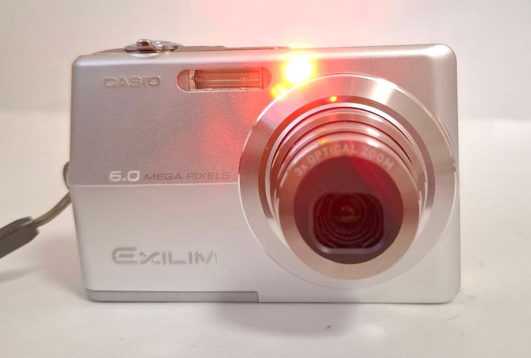 [美品] カシオ CASIO EXILIM EX-Z600 デジタルカメラ