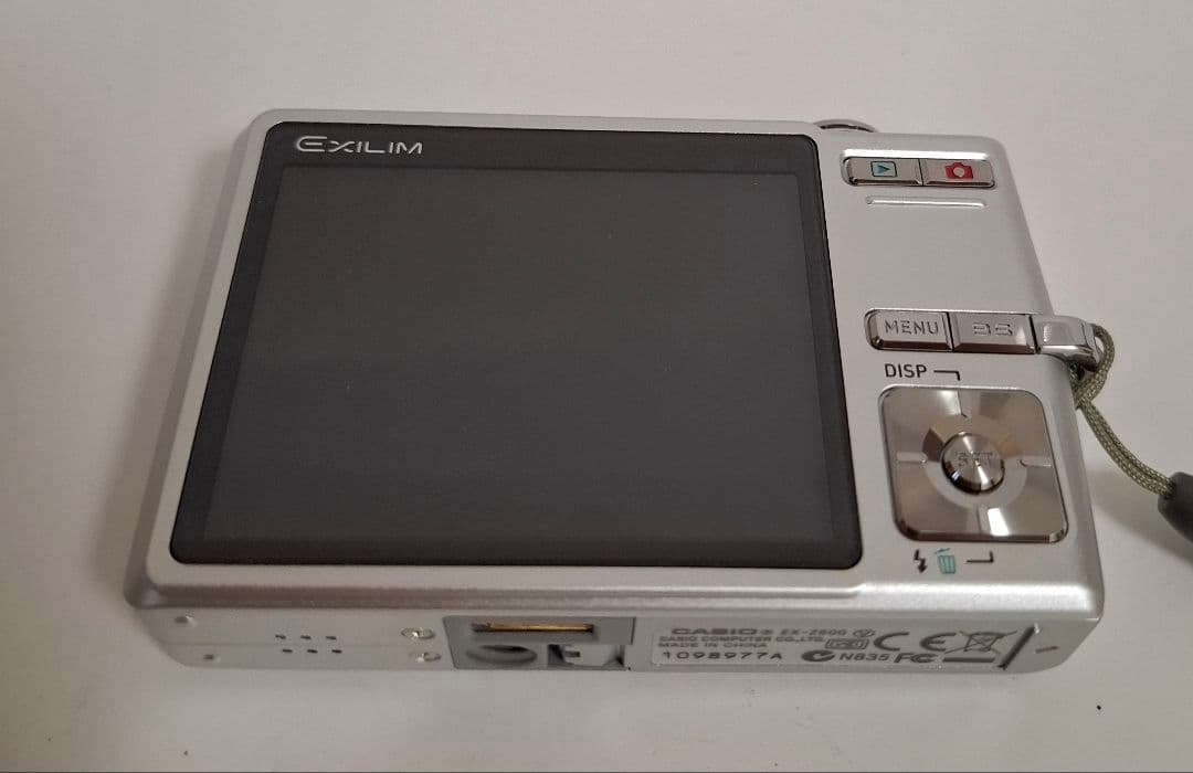 [美品] カシオ CASIO EXILIM EX-Z600 デジタルカメラ