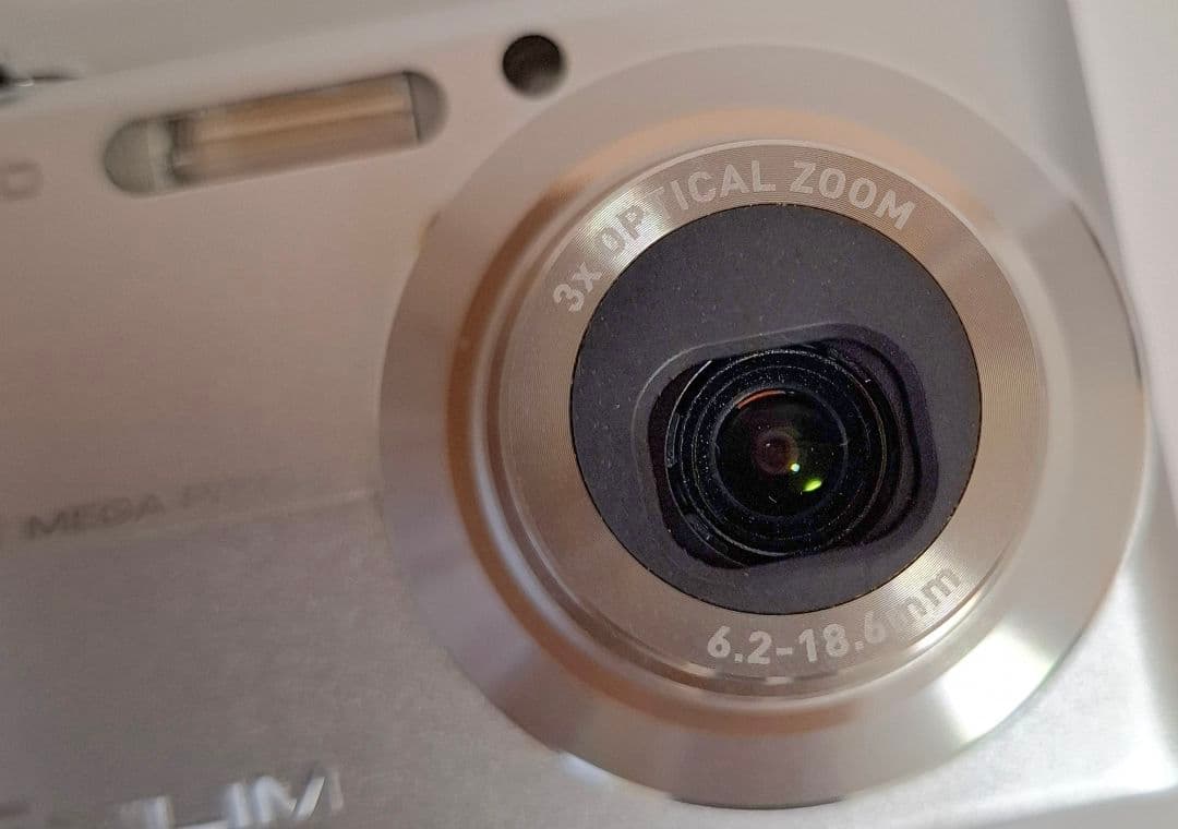 [美品] カシオ CASIO EXILIM EX-Z600 デジタルカメラ