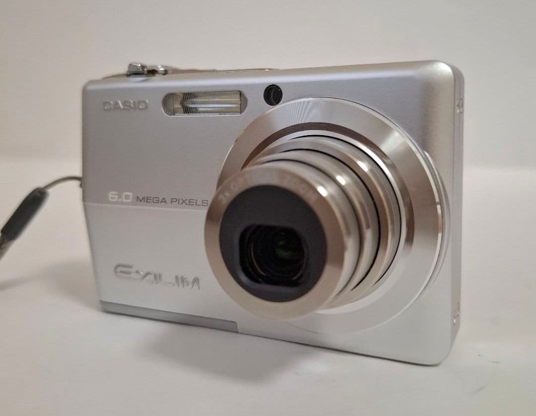 [美品] カシオ CASIO EXILIM EX-Z600 デジタルカメラ