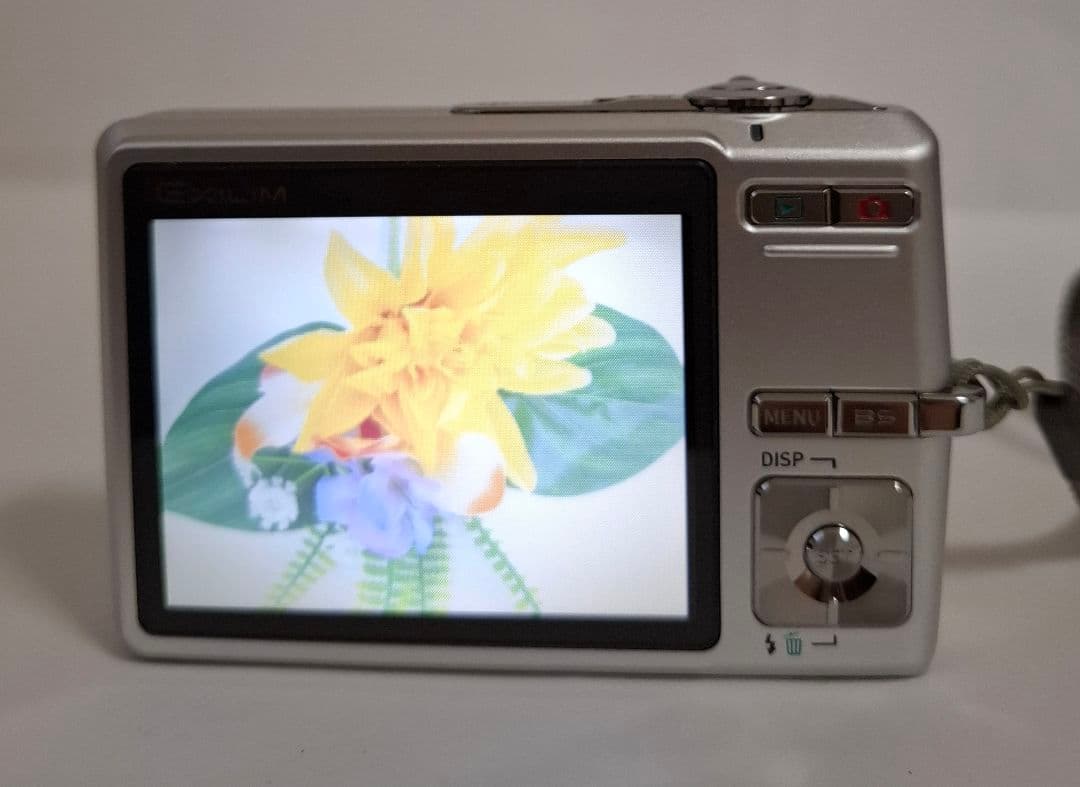 [美品] カシオ CASIO EXILIM EX-Z600 デジタルカメラ
