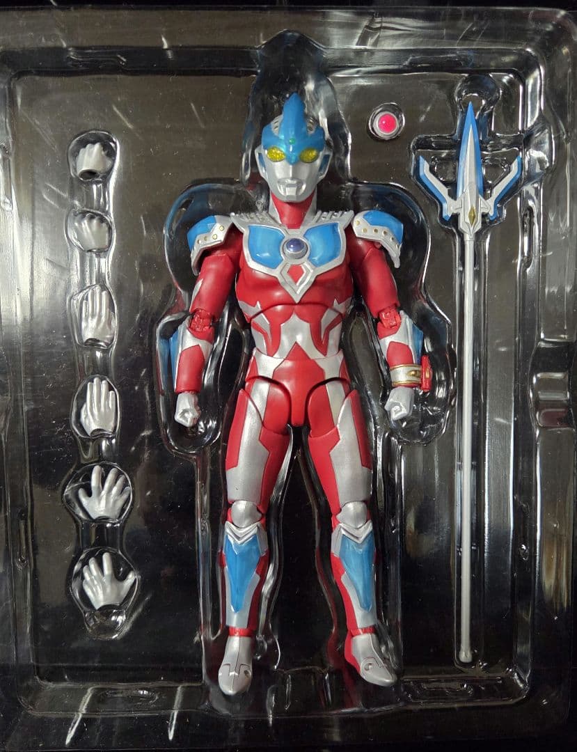 【中古美品】S.H.フィギュアーツ ウルトラマンギンガ ストリウム