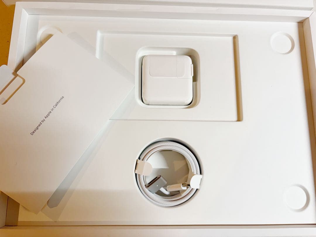 MacBook Air 13インチ 8CPUM3 16GB 256GB シルバー
