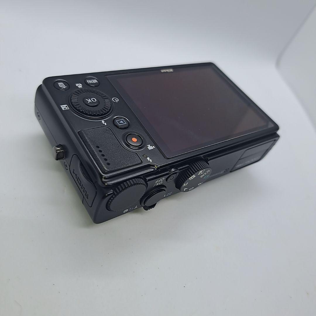 Nikon coolpix p300 黒 コンパクトデジタルカメラ