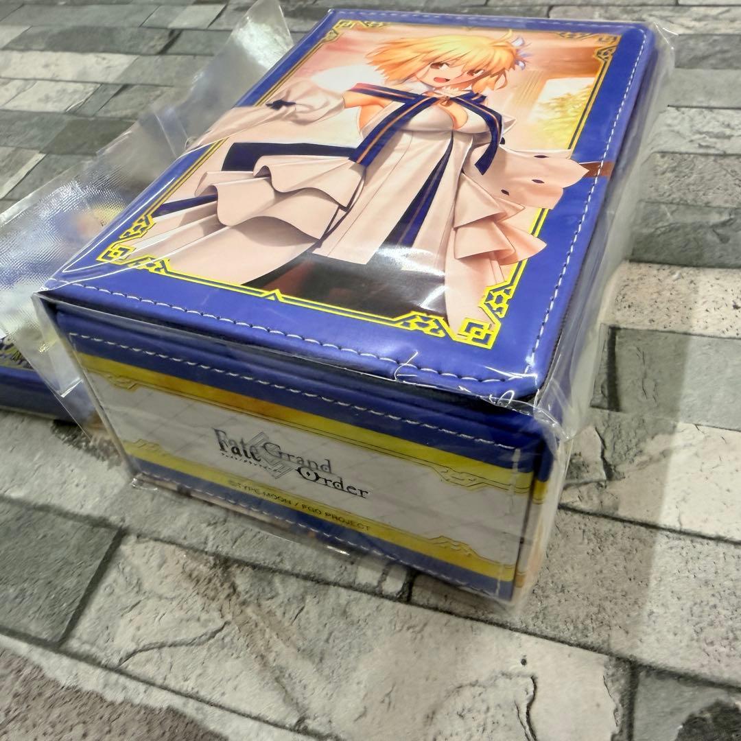 〈新品未開封〉スリーブ 合皮デッキホルダー FGO アルクェイド