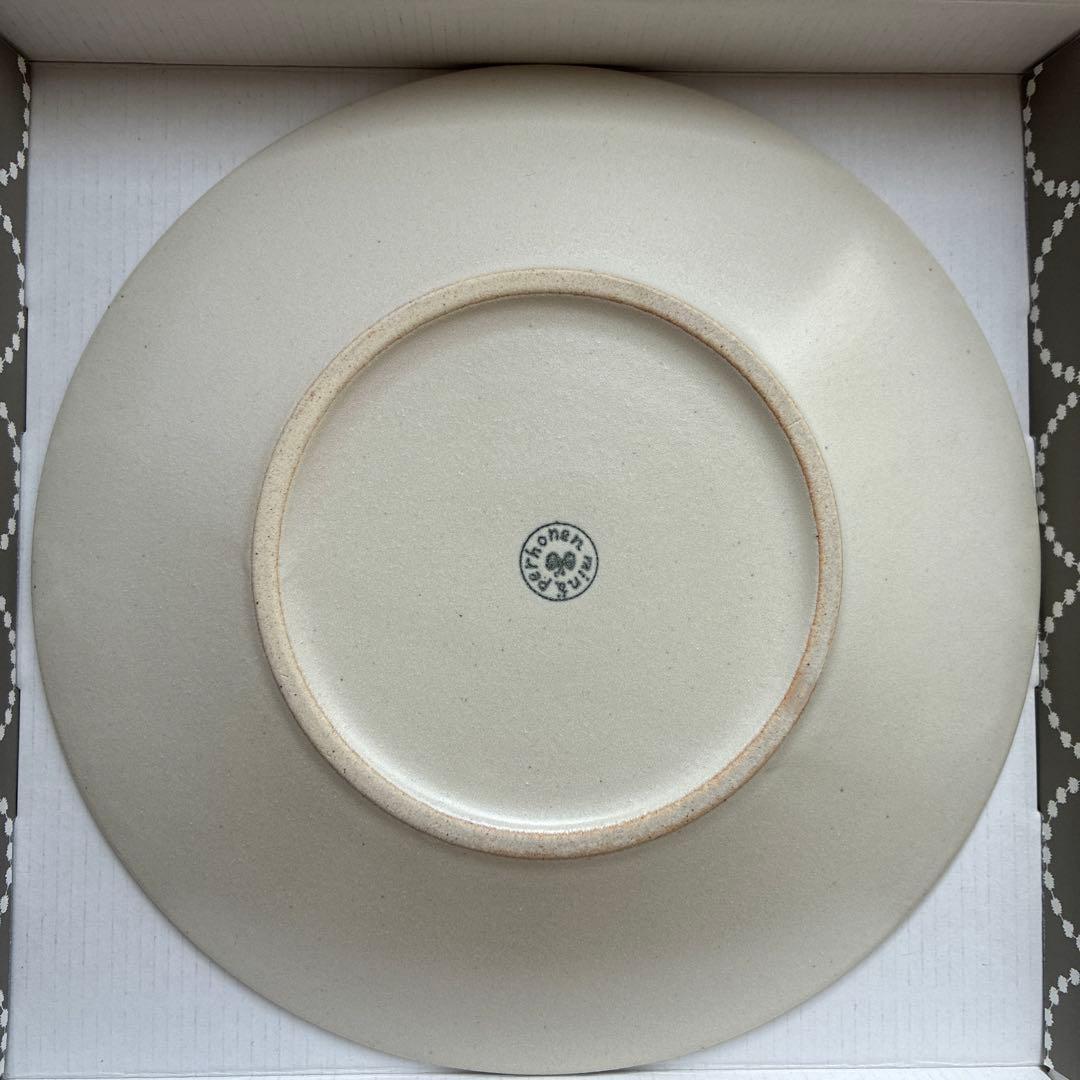 mina perhonen ビーズ模様のホワイト陶器皿