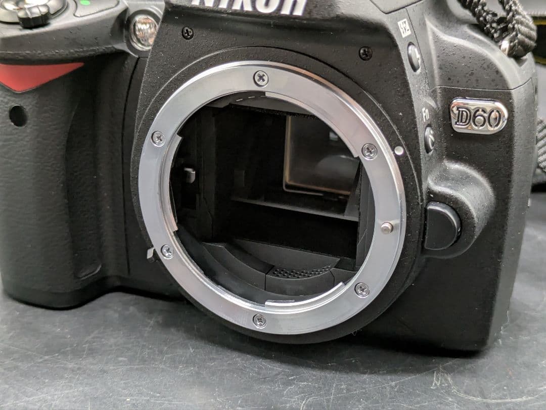 Nikon D60 デジタル一眼レフカメラ ズームレンズセット