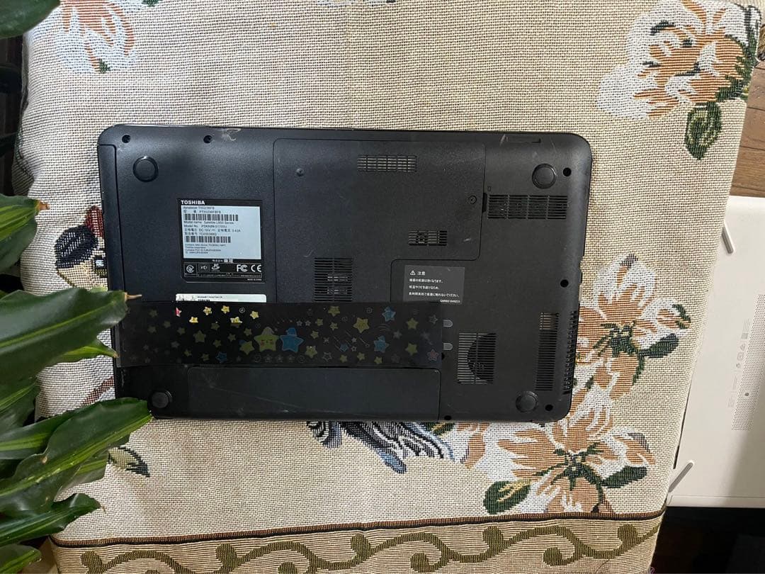 東芝ノートパソコン T552/36FB Windows11