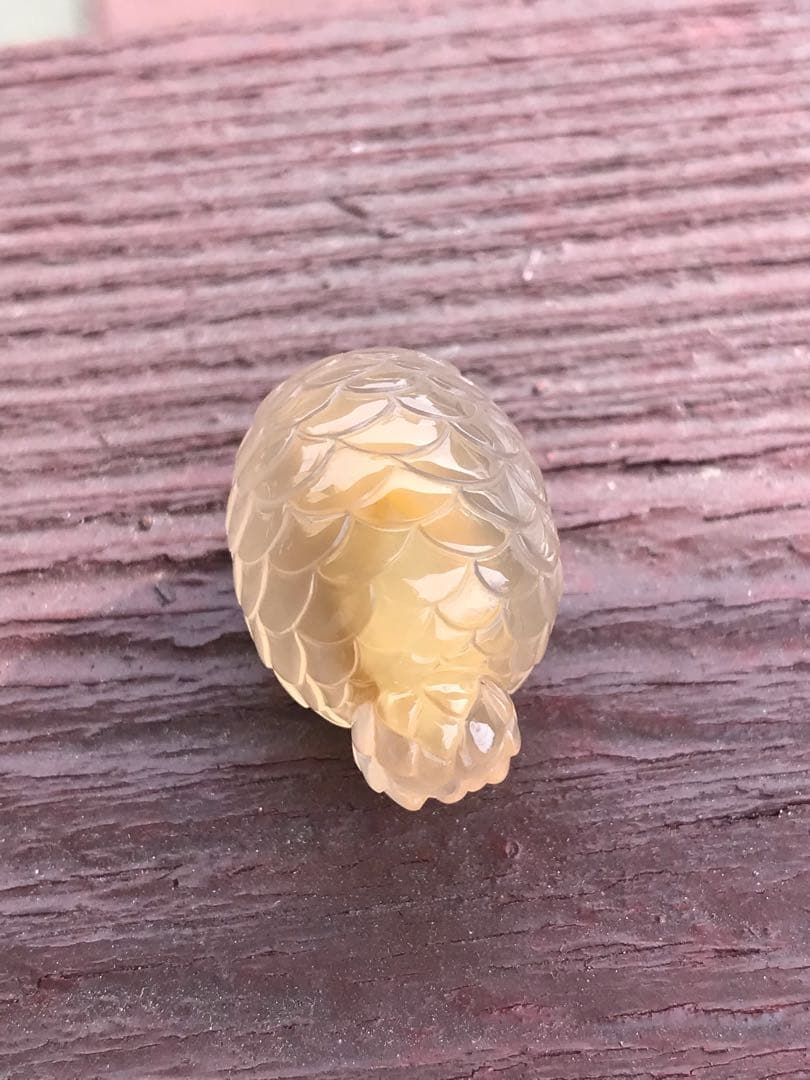 ゴビ石−1457 ゴビ瑪瑙　彫刻　パイナップル