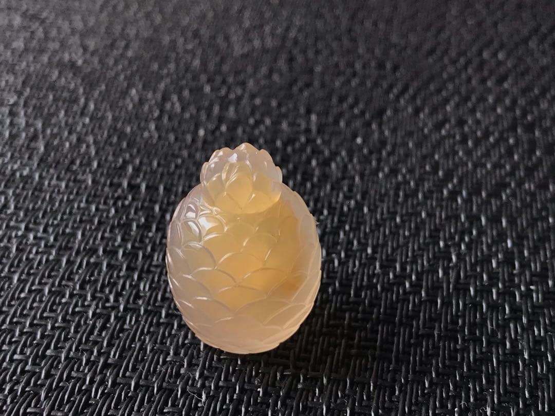 ゴビ石−1457 ゴビ瑪瑙　彫刻　パイナップル