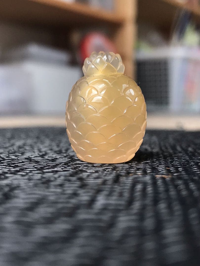 ゴビ石−1457 ゴビ瑪瑙　彫刻　パイナップル