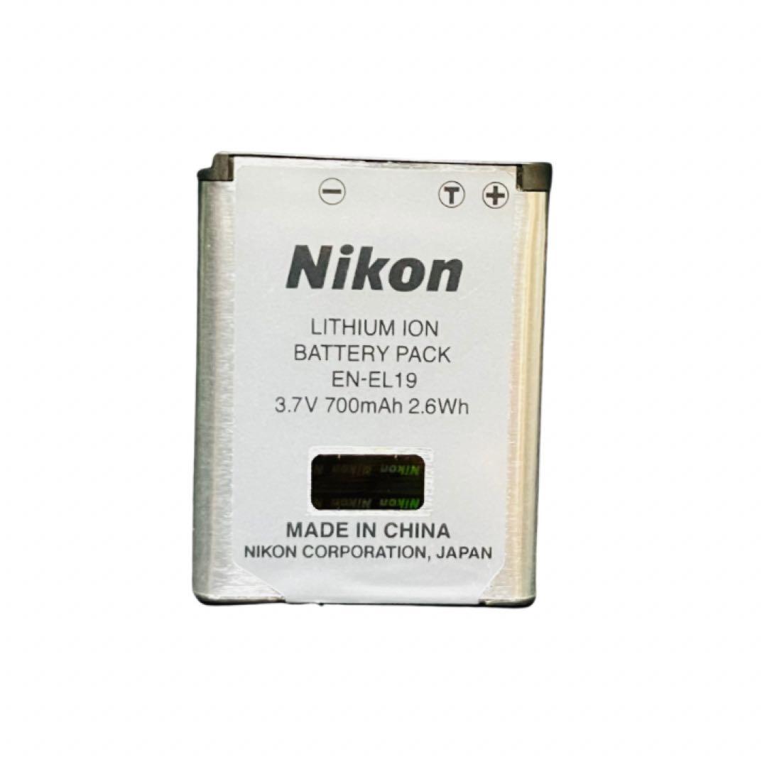 Nikon ニコン　COOLPIX クールピクス　S2900 デジカメ　レッド