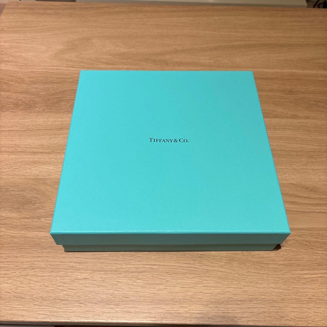 Tiffany & Co. &ロゴ皿 ギフトカード付き
