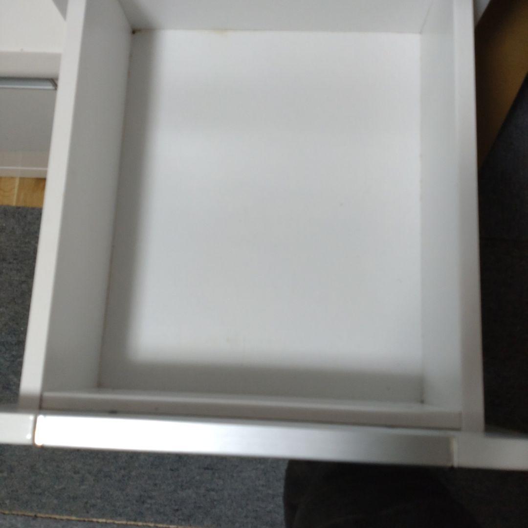 食器棚　炊飯器レンジも置ける