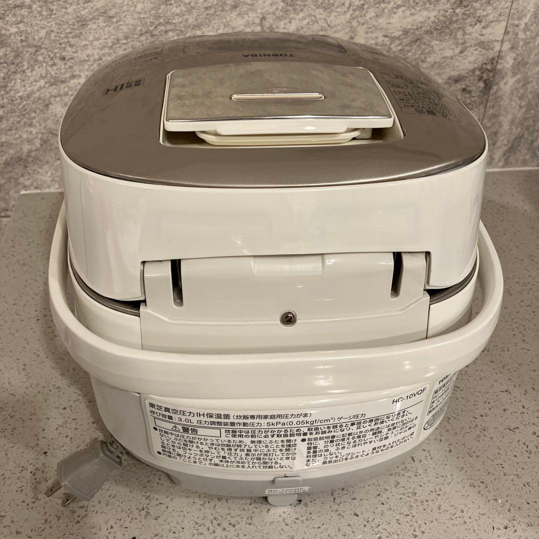 東芝 真空IH炊飯器 RC-10VQF 5.5合　説明書付き