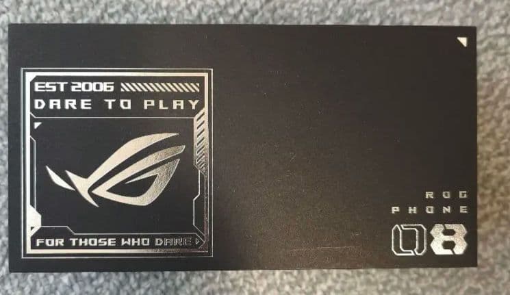 間もなく削除します【極美品】ASUS ROG Phone 8 256GB
