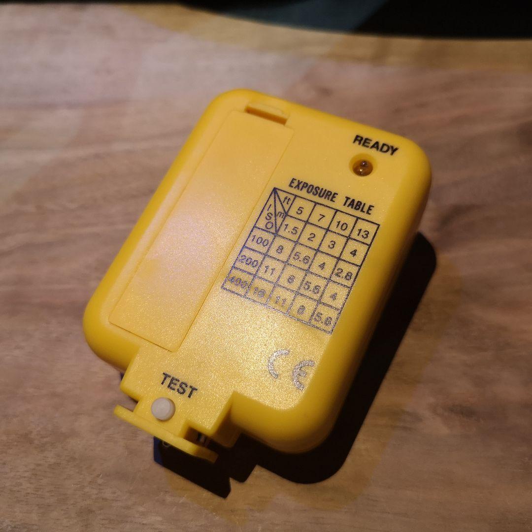 【希少】HOLGA 135TIM イエロー ＋ 専用フラッシュ12S セット