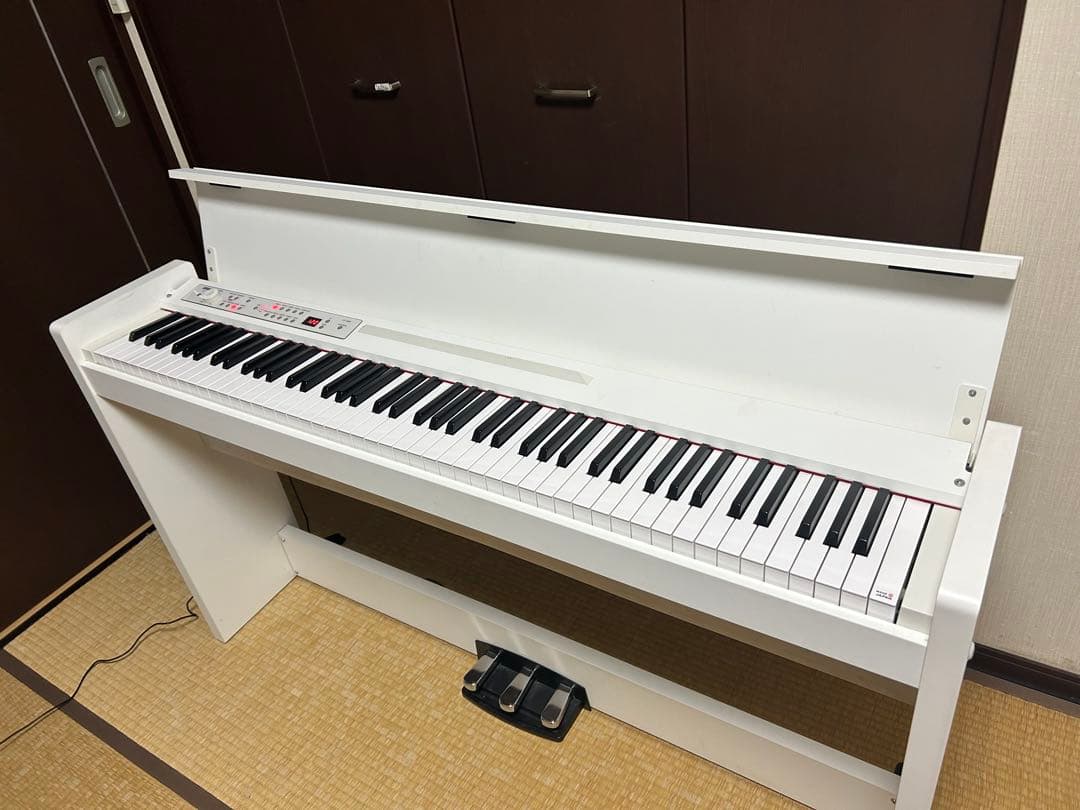 KORG LP-380 ホワイト 電子ピアノ　88鍵盤　18製