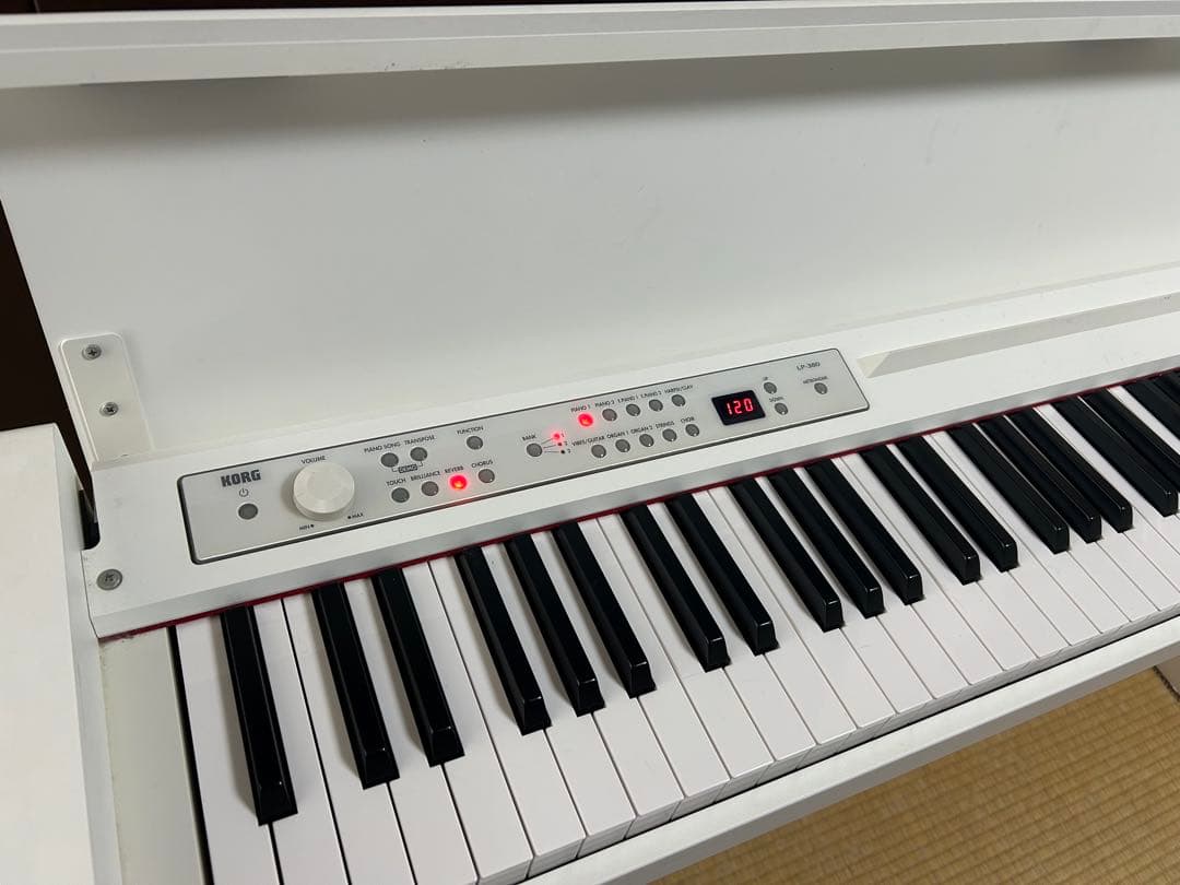 KORG LP-380 ホワイト 電子ピアノ　88鍵盤　18製