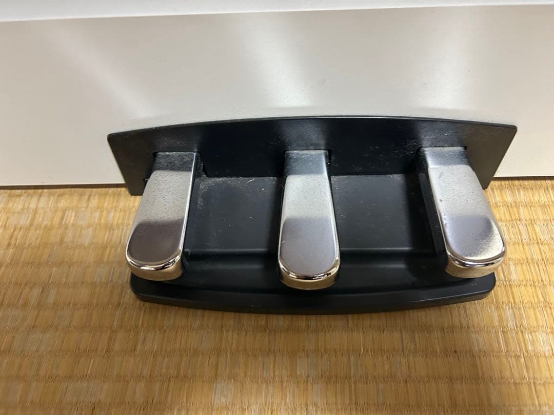 KORG LP-380 ホワイト 電子ピアノ　88鍵盤　18製