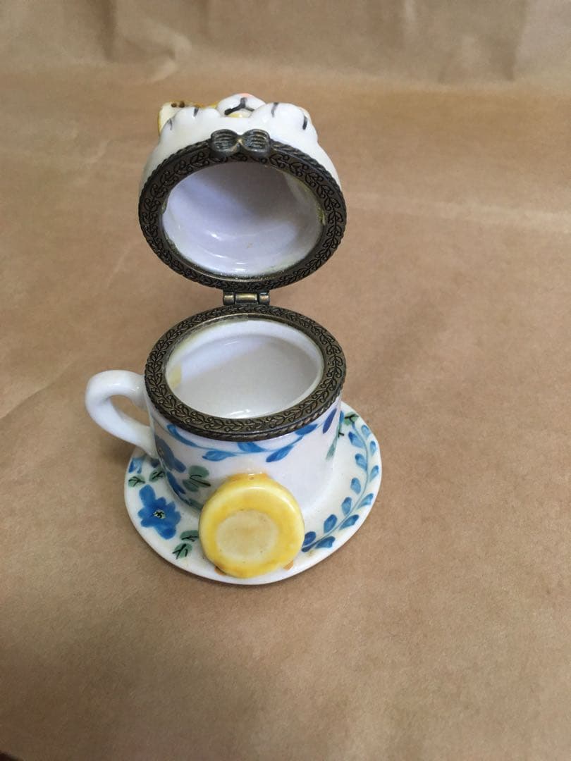 catのポットvintage 置物陶器 子猫ティーカップ小物入れアクセサリー入れ
