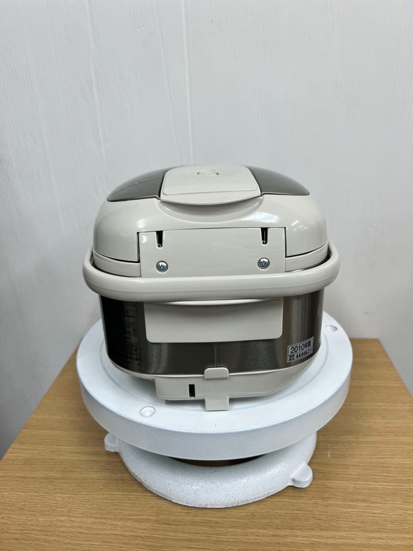 ZOJIRUSHI マイコン炊飯ジャー型番：NS-LD05 0.54L / 3合