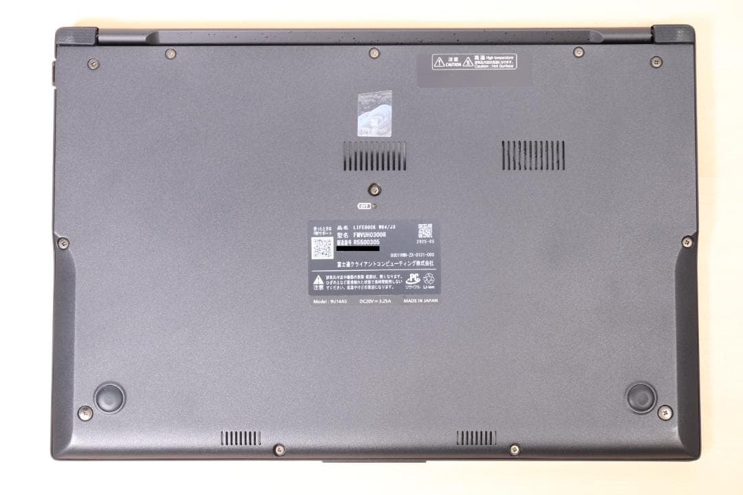 富士通 LIFEBOOK WU4/J3 32GB/1TB/11pro 極美品