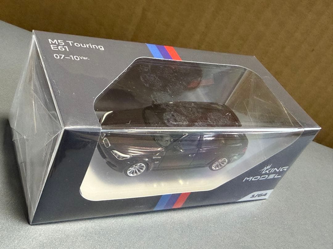 KING MODEL  E61 M5 ツーリング 1/64 999台限定