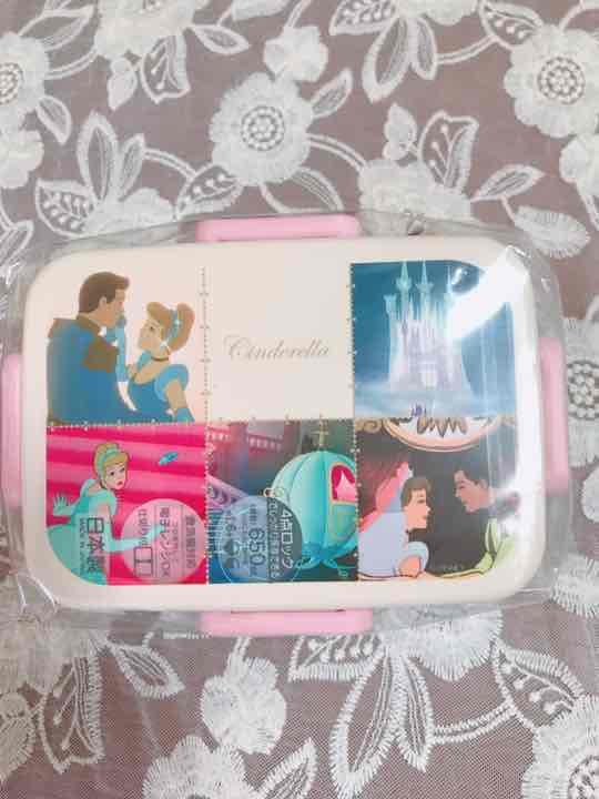 ※6月末までの出品 シンデレラ 4点ロックランチボックス お弁当箱