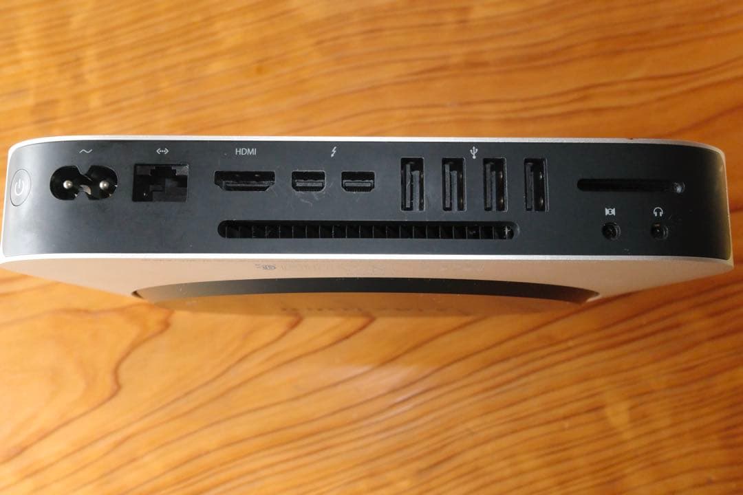 Apple Mac mini (2014) 本体 + おまけ