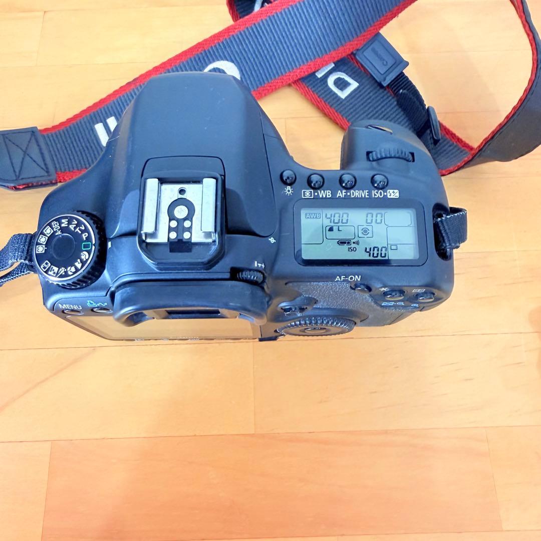 Canon EOS 40D ボディ　デジタル一眼レフ　カメラ　本体　キャノン
